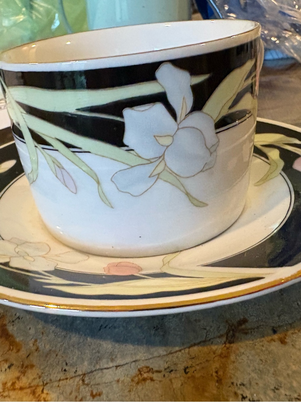 Fairfield Vanessa Set of 2 Coffee ☕️ Cups & Saucers 🪻Fine China